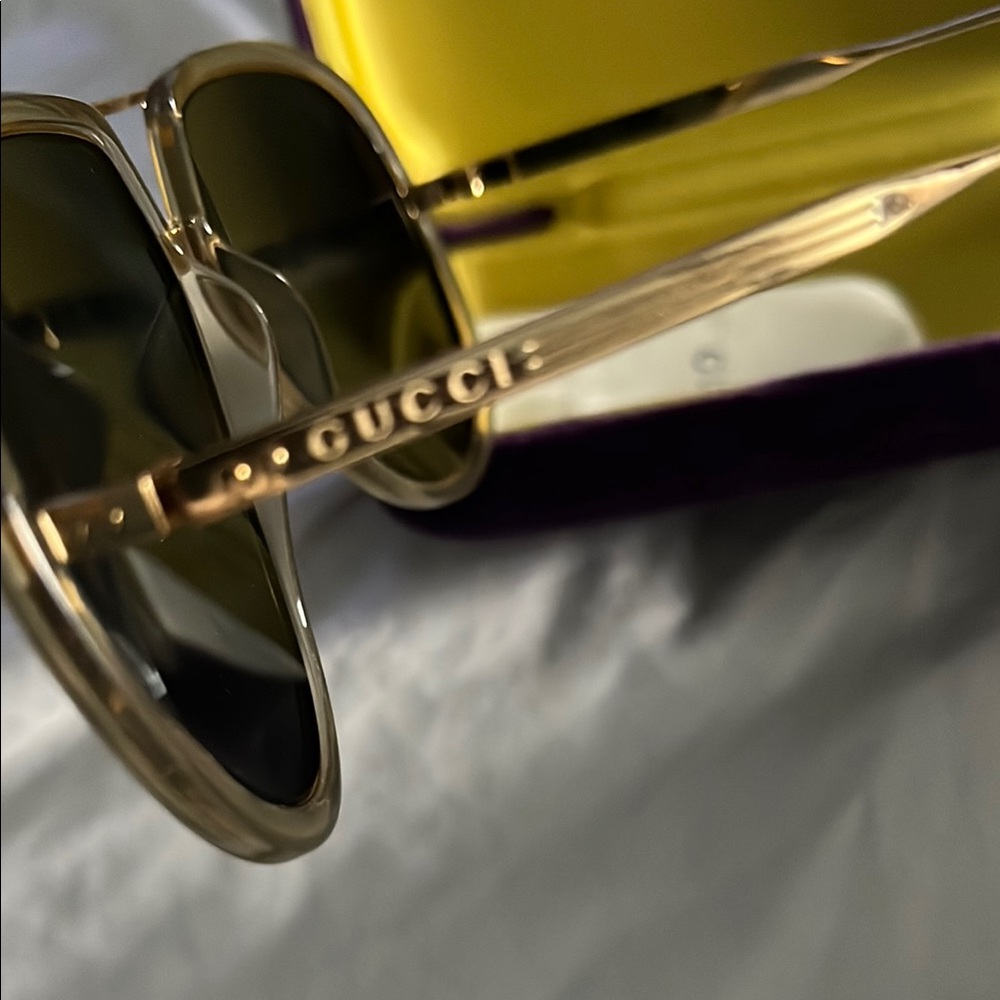 Gucci Aviator - Picture 8 of 16